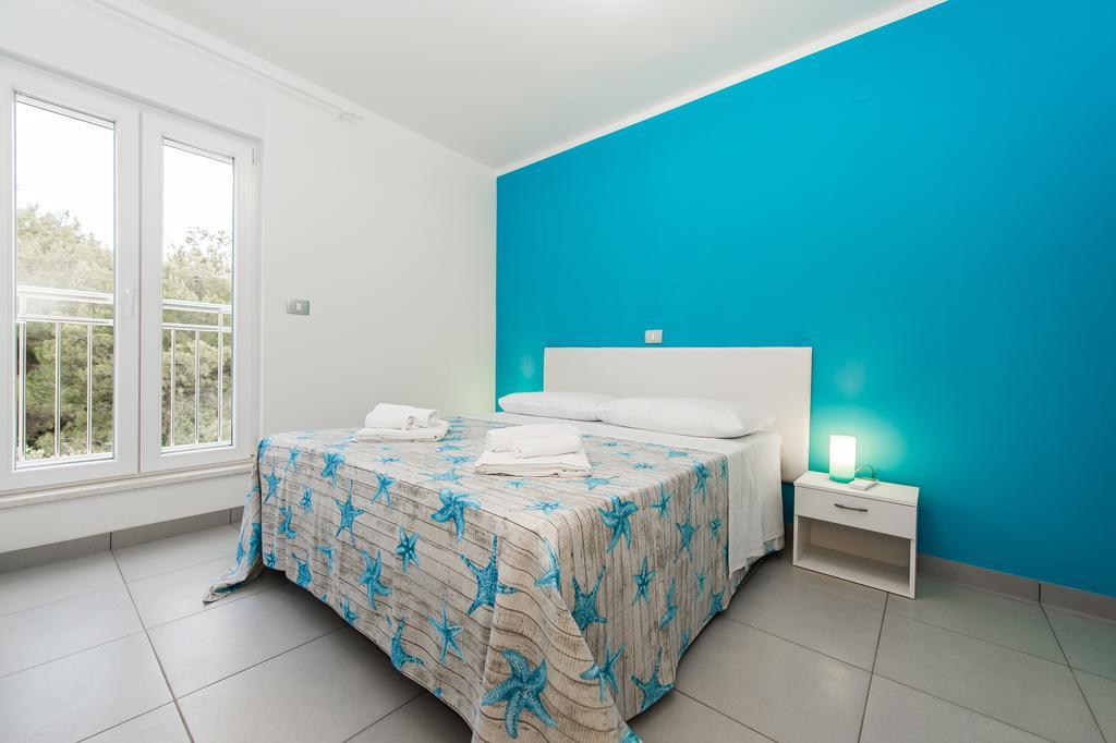 Blue Sky Apartments Рогозница Екстериор снимка