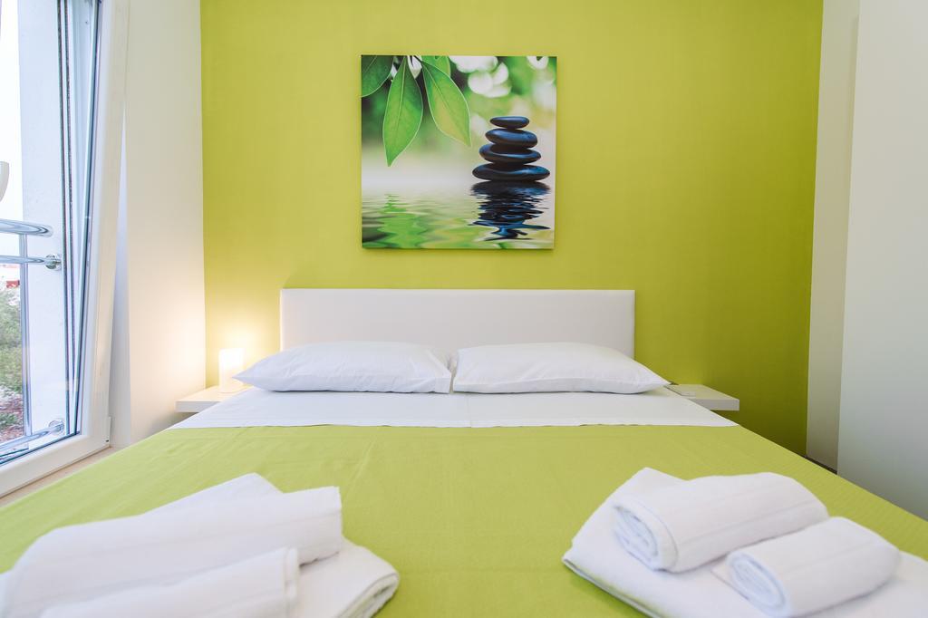 Blue Sky Apartments Рогозница Екстериор снимка