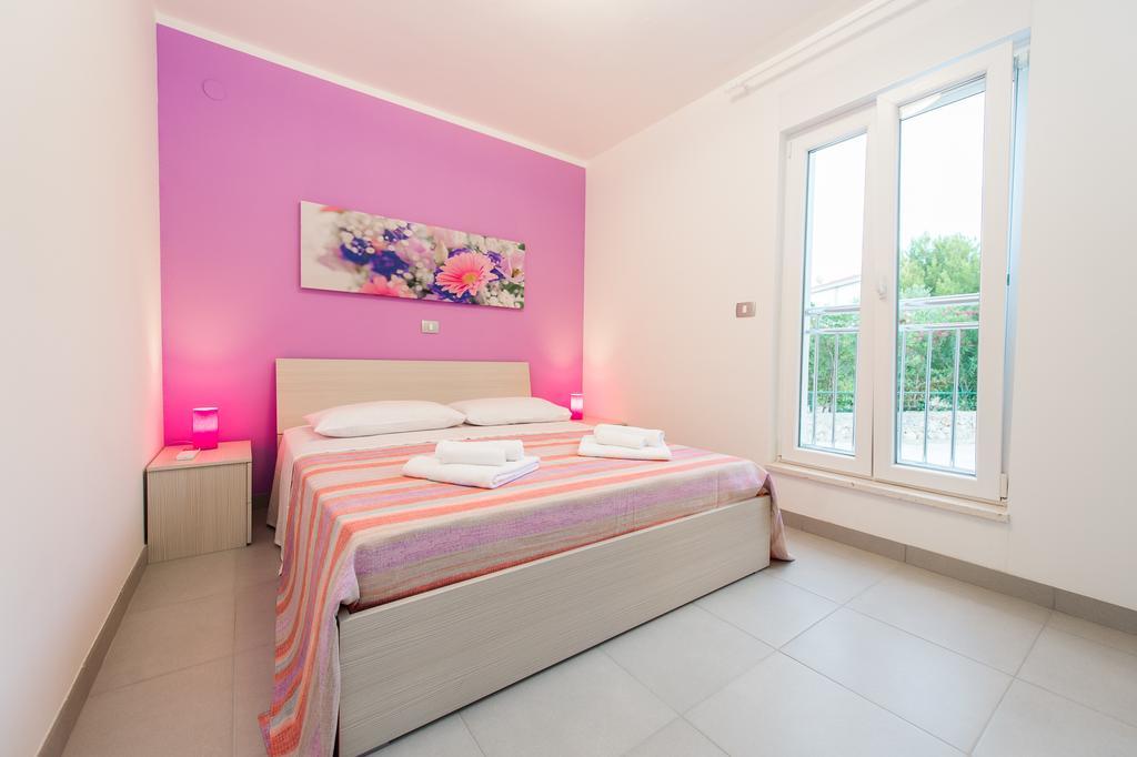Blue Sky Apartments Рогозница Екстериор снимка